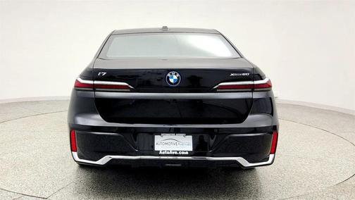 2024 BMW i7 xDrive60