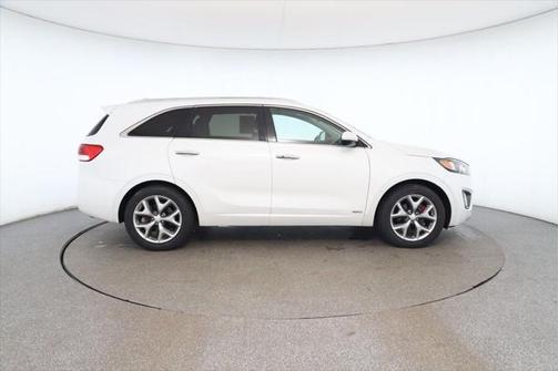 2016 Kia Sorento SX