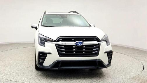 Crystal White Pearl 2023 Subaru Ascent Limited 7-Passenger