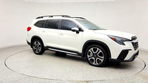 Crystal White Pearl 2023 Subaru Ascent Limited 7-Passenger