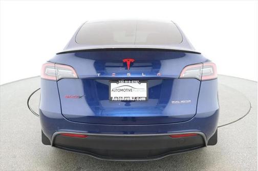 2022 Tesla Model Y Performance Dual Motor All-Wheel Drive