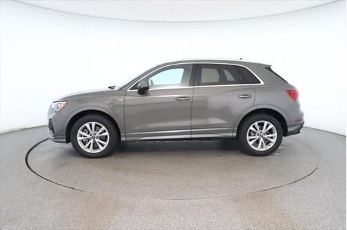 2021 Audi Q3 45 S line Premium