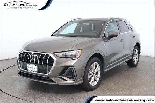 2021 Audi Q3 45 S line Premium
