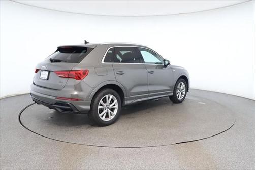 2021 Audi Q3 45 S line Premium
