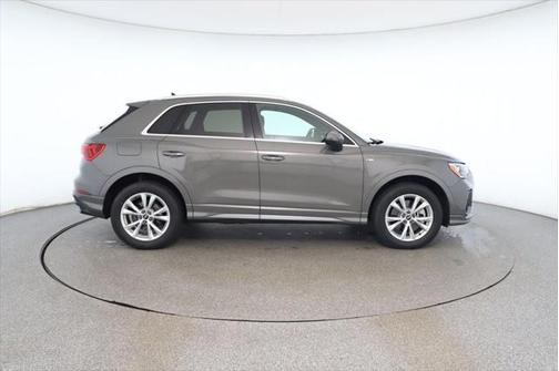 2021 Audi Q3 45 S line Premium
