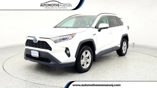 2020 Toyota RAV4 Hybrid XLE