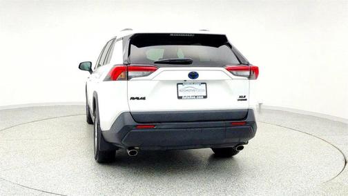 2020 Toyota RAV4 Hybrid XLE