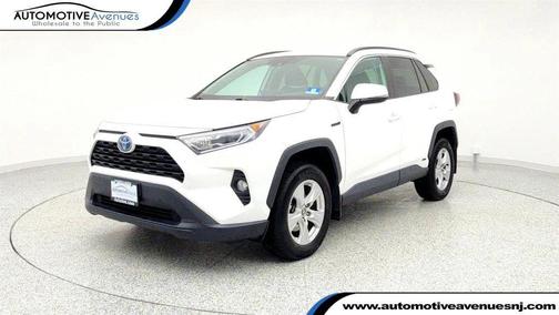 2020 Toyota RAV4 Hybrid XLE