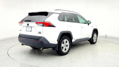 2020 Toyota RAV4 Hybrid XLE