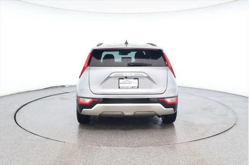 2023 Kia Niro SX