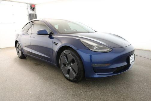 2022 Tesla Model 3 Standard Range