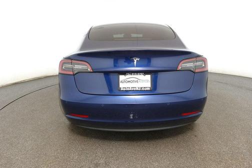 2022 Tesla Model 3 Standard Range