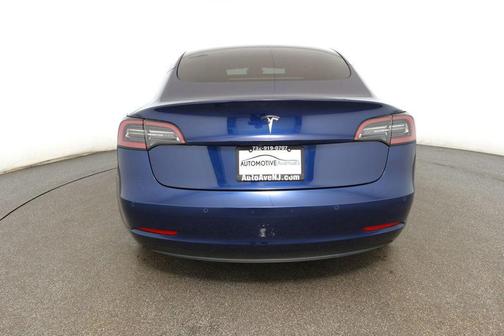 2022 Tesla Model 3 Standard Range