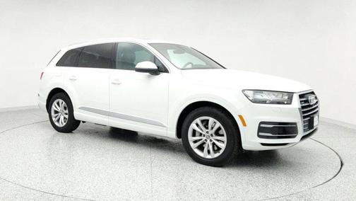 2019 Audi Q7 55 Premium Plus