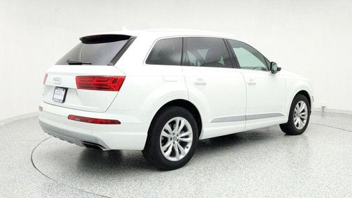 2019 Audi Q7 55 Premium Plus