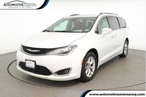 2019 Chrysler Pacifica Touring-L Plus