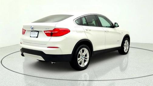 Mineral White Metallic 2016 BMW X4 xDrive28i