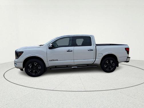 2024 Nissan Titan Platinum Reserve