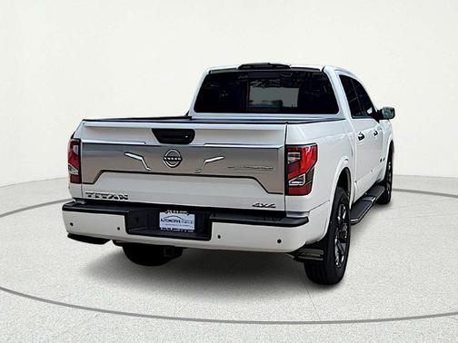 2024 Nissan Titan Platinum Reserve
