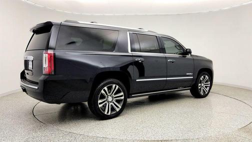 Carbon Black Metallic 2020 GMC Yukon XL Denali