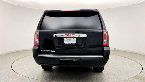 Carbon Black Metallic 2020 GMC Yukon XL Denali