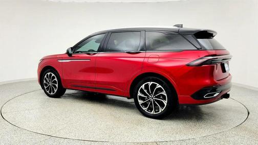 2025 Lincoln Nautilus Reserve