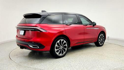 2025 Lincoln Nautilus Reserve