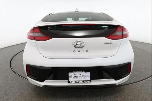 2019 Hyundai IONIQ Plug-In Hybrid Base