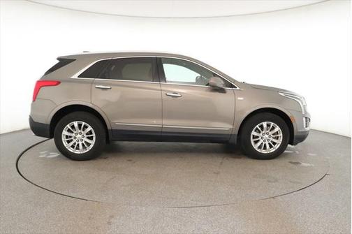 2017 Cadillac XT5 Base