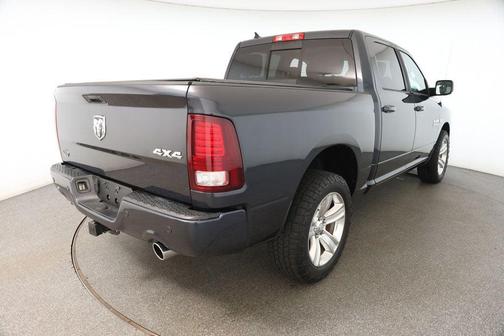 2016 RAM 1500 Sport