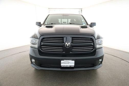 2016 RAM 1500 Sport