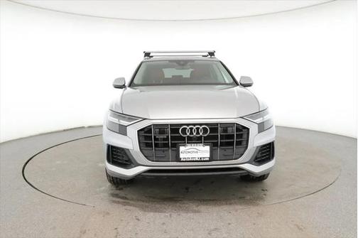 2022 Audi Q8 55 Premium Plus