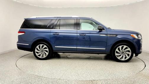 OCEAN DRIVE BLUE METALLIC 2022 Lincoln Navigator Reserve