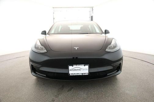 2022 Tesla Model 3 Standard Range