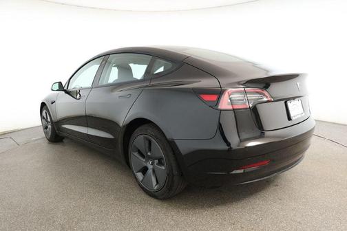 2022 Tesla Model 3 Standard Range
