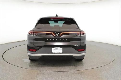 2023 VinFast VF 8 Plus AWD 87.7 kWh