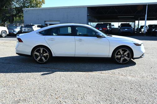 2024 Honda Accord Hybrid Base