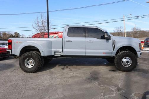 2024 Ford F-350 Lariat