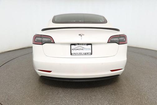 2022 Tesla Model 3 Standard Range