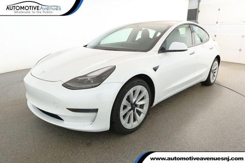 2022 Tesla Model 3 Standard Range