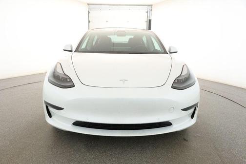 2022 Tesla Model 3 Standard Range