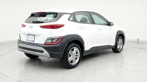 2023 Hyundai KONA SE