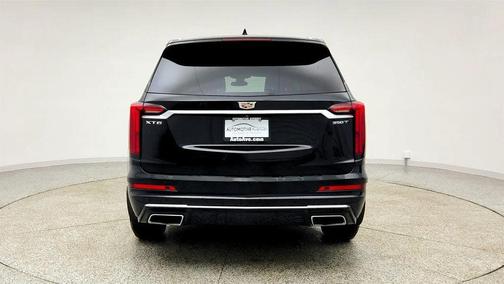 2022 Cadillac XT6 Luxury FWD