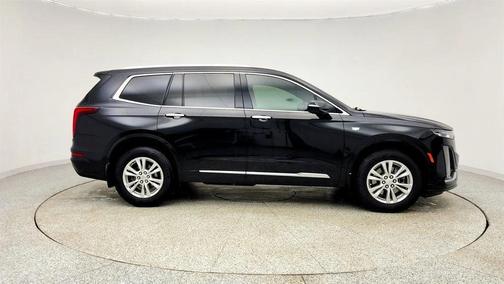 2022 Cadillac XT6 Luxury FWD