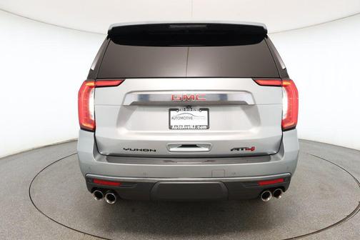2024 GMC Yukon 4WD AT4
