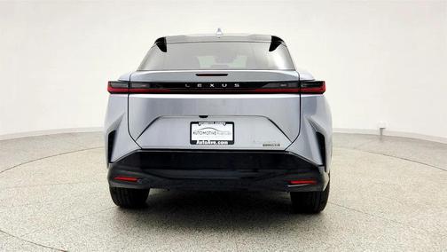 2023 Lexus RZ 450e Luxury