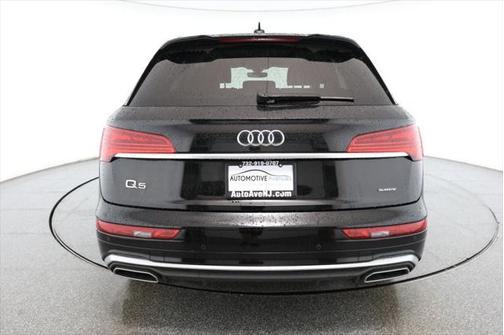 2022 Audi Q5 45 S line Prestige