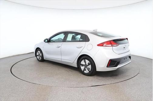 2019 Hyundai IONIQ Hybrid Blue
