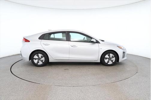 2019 Hyundai IONIQ Hybrid Blue