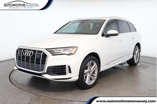 2022 Audi Q7 55 Premium Plus